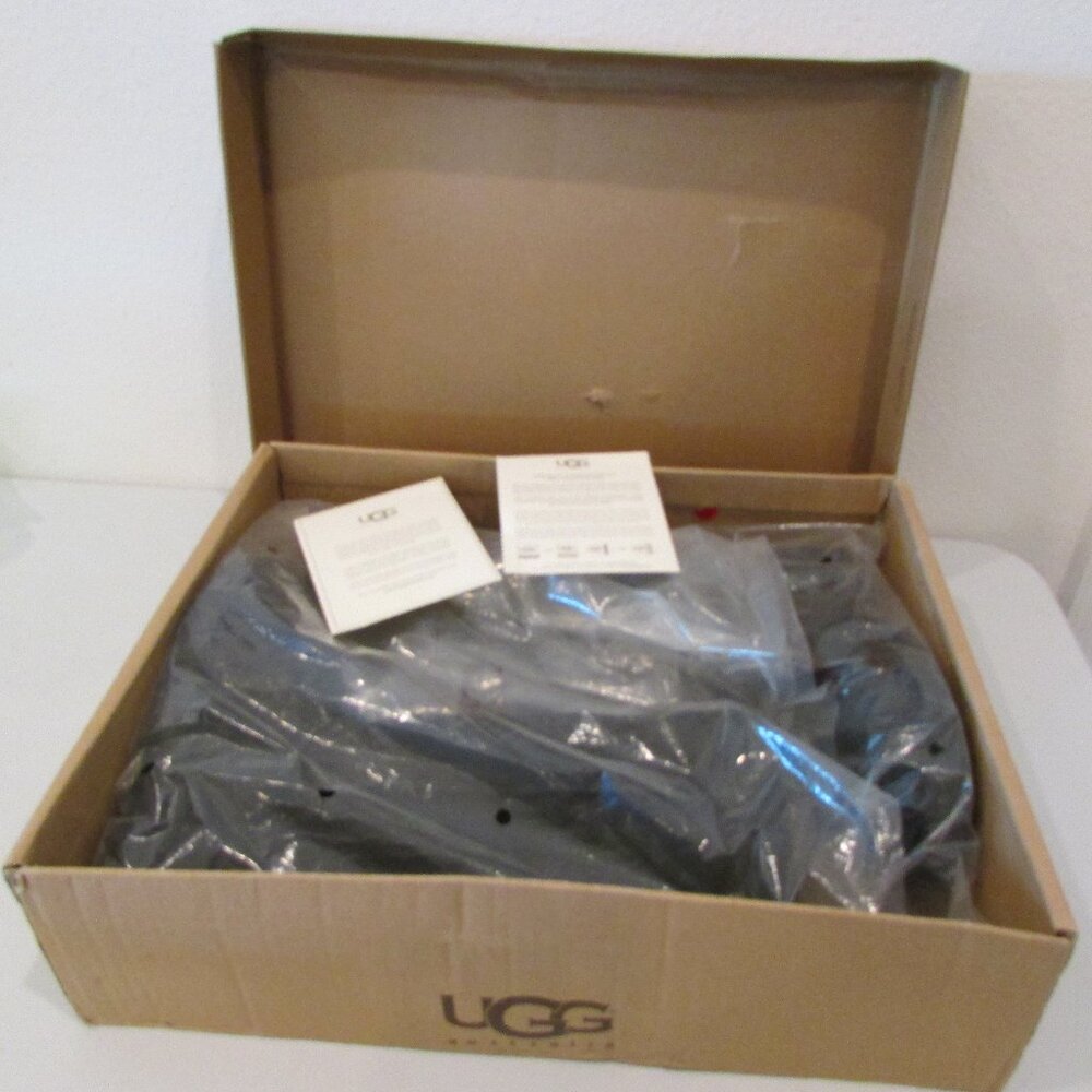 Women's Classic Tall Black UGG Boots Size 7 Style 5815
